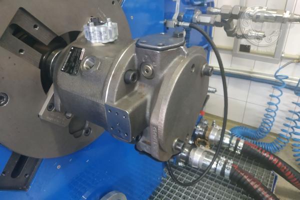 POMPA  REXROTH A10VSO71DFEH/31R-PRA12KD3