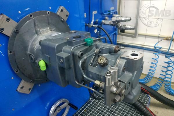 POMPA FUCHS  MHL 331 DEUTZ A11VO190LG1CS5/11R-NZG12K04 +A10VO45DFLR/31R-PSC12N00 ES1275