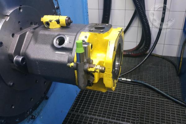 POMPA  A10VO100DFR1/31R