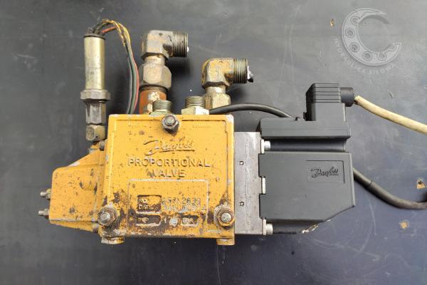 Cat320 Danfoss zawór proporcjonalny 15/N2839