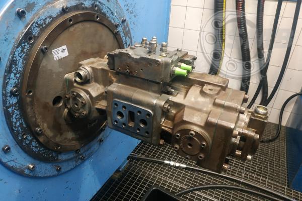 LIEBHERR LPVD100 POMPA GŁÓWNA KOPARKI SERIA 4 BEZ CEWKI