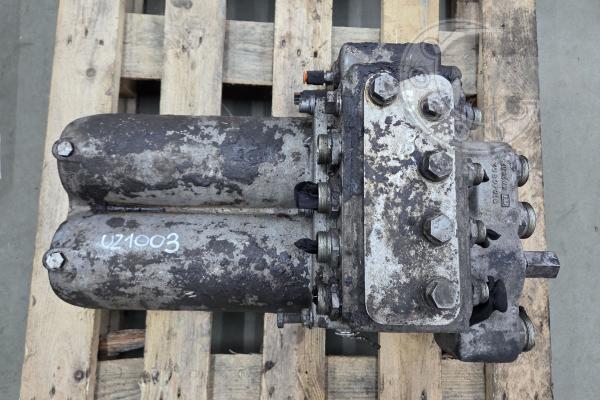 Kompaktor Bomag BC 572 RB - filtr