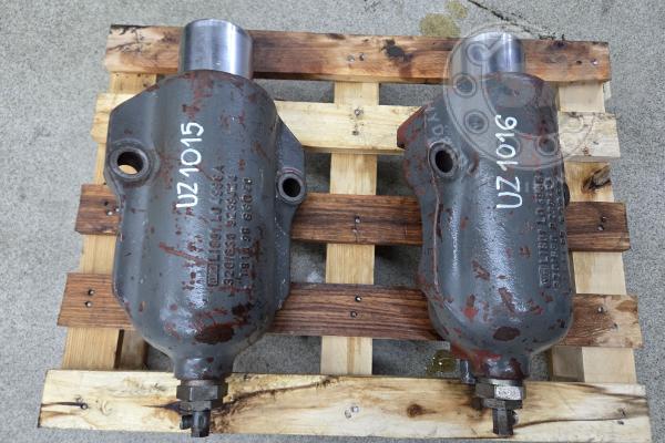 Liebherr A924C - siłownik stabilizator 9239424