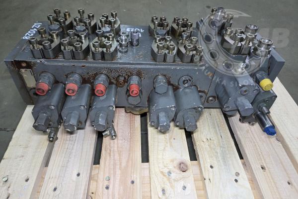 Liebherr A314 rozdzielacz hydrauliczny 10335550 - M7-1727-30/7M7-20