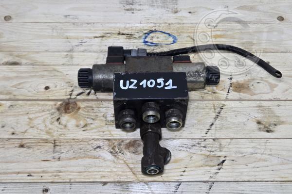 Zawór hydrauliczny sterowania