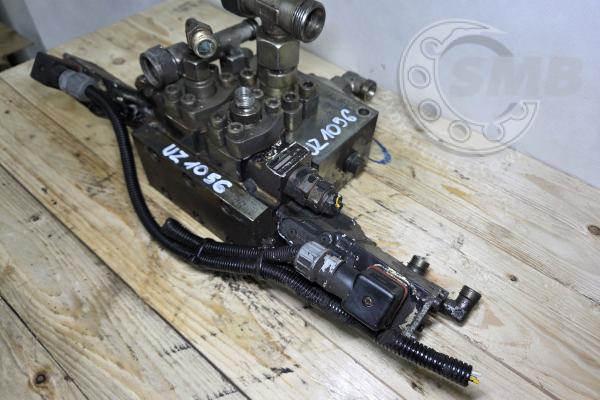 Rozdzielacz hydrauliczny Linde dodatkowej funkcji/młot z LS sterowanie elektryczne