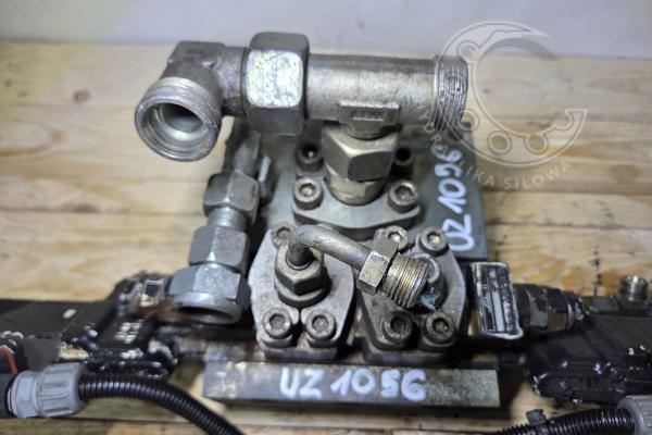 Rozdzielacz hydrauliczny Linde dodatkowej funkcji/młot z LS sterowanie elektryczne