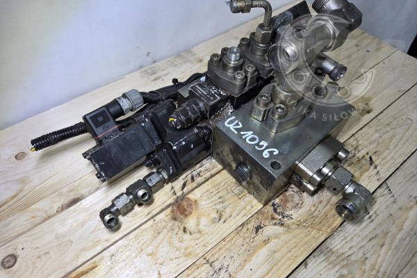 Rozdzielacz hydrauliczny Linde dodatkowej funkcji/młot z LS sterowanie elektryczne