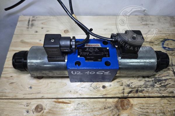 KIERUNKOWY ZAWÓR SUWAKOWY REXROTH 5-4WE 10 J3X/CG24N9K4/V