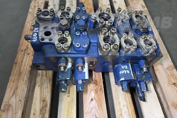 LIEBHERR L580 - ROZDZIELACZ HYDRAULICZNY M6-1299-00/4M6-22M2JZ+2HV11