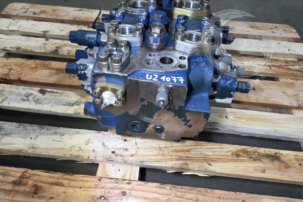 LIEBHERR L580 - ROZDZIELACZ HYDRAULICZNY M6-1299-00/4M6-22M2JZ+2HV11
