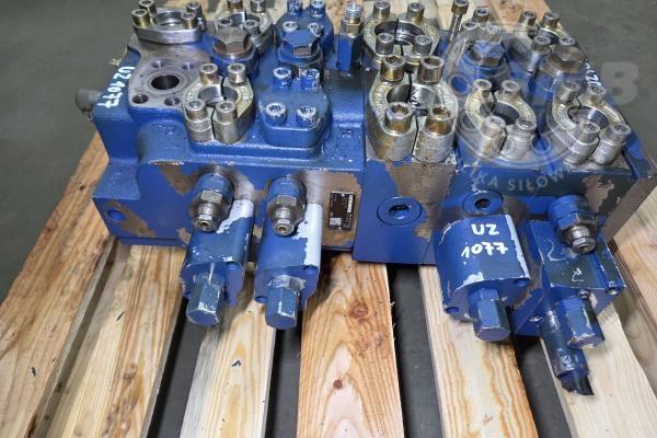 LIEBHERR L580 - ROZDZIELACZ HYDRAULICZNY M6-1299-00/4M6-22M2JZ+2HV11