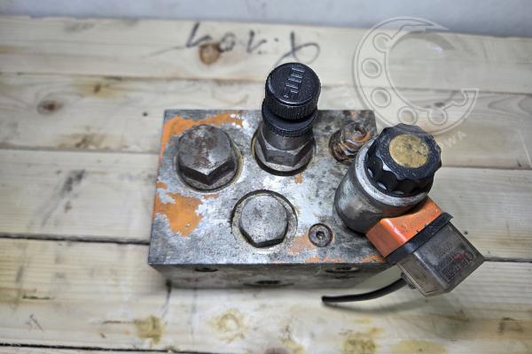 BLOK ZAWOROWY REXROTH R900750813 AGEV5-33060-BA/HM/J23