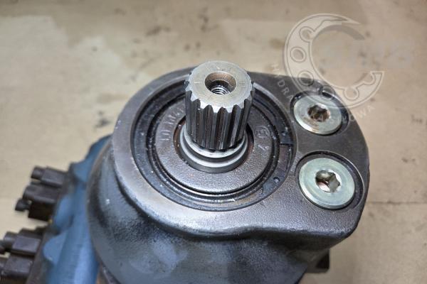 SILNIK LIEBHERR FMV100 9882942 - 002 Z ZAWOREM HAMOWANIA