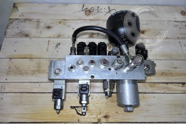10042729 BLOK ZAWOROWY LIEBHERR