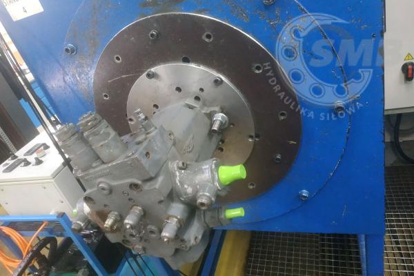LIEBHERR FUCHS SILNIK OBROTU  HMF075