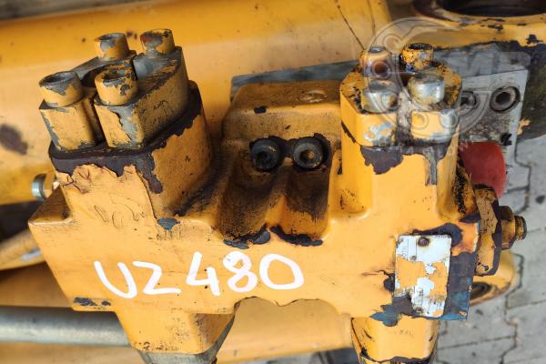 Zamek siłownika Liebherr