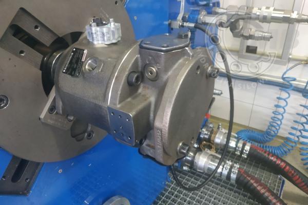 POMPA  REXROTH A10VSO71DFEH/31R-PRA12KD3