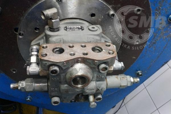 LIEBHERR SILNIK OBROTU KOPARKI FMF058 Z CZUJNIKIEM OBR.