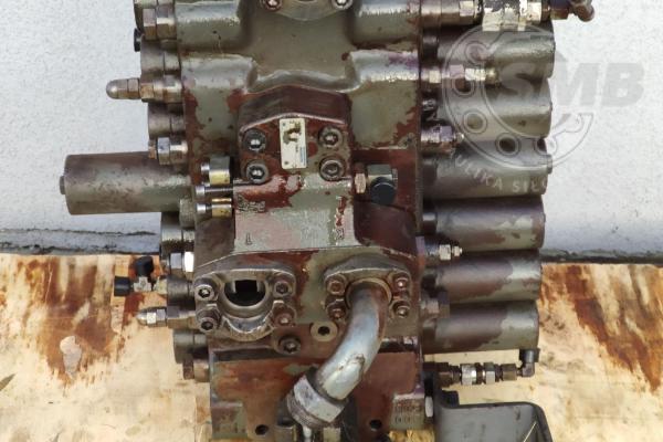 Rozdzielacz Liebherr  M8-1048-00/7M8-22