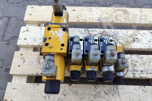 Blok zaworowy Liebherr
