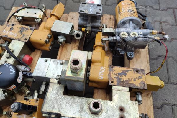 CAT 325C elementy hydrauliki