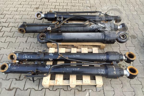 Siłownik z zamkiem CAT316 - 70/70/1720/145/85