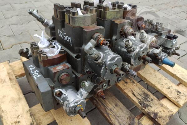 Rozdzielacz Linde Liebherr R924
