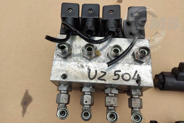 Liebherr 924 - elementy hydrauliki