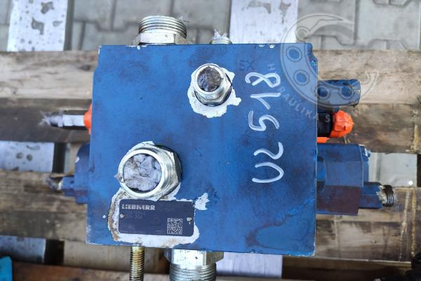 Rozdzielacz Liebherr 524 - M6-1376-00= 2M6-15M2JV-0HV02=LH