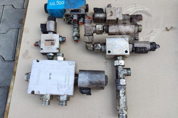 Liebherr 524 - elementy hydrauliki