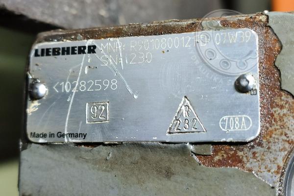 Rozdzielacz Liebherr  M8-1405-00/7M8-22 - na części