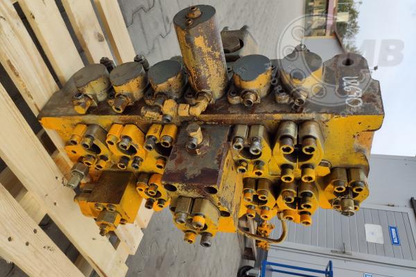 Liebherr rozdzielacz