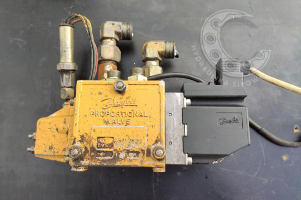 Cat320 Danfoss zawór proporcjonalny 15/N2839